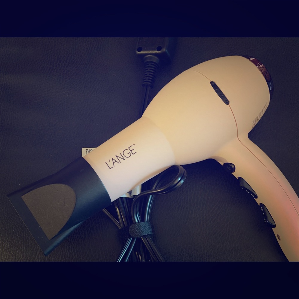 L’ange Hairdryer